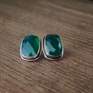 NICKY BUTLER RAJ LIMITED EDITION 925 Sterling Silver Green Chalcedony Earrings